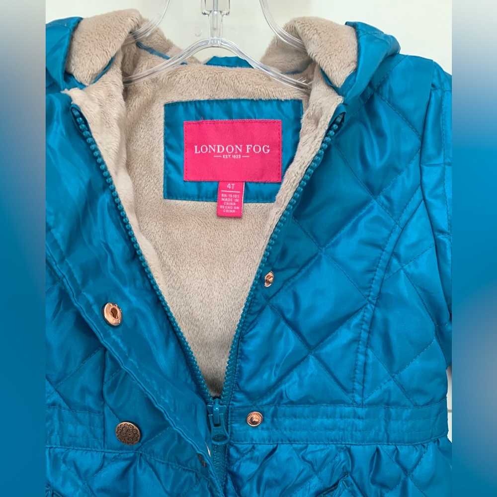 London Fog Quilted Light Weight Hooded Little Girls Coat Size 4T - Picture 3 of 15